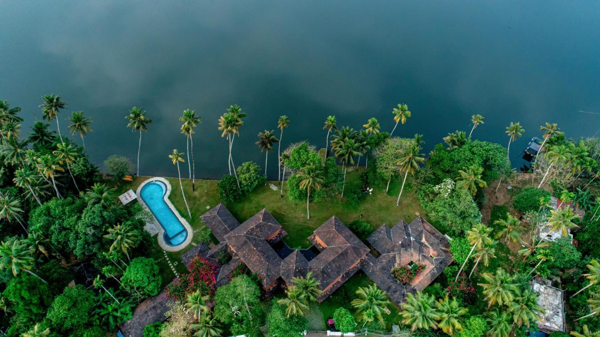 Cranganor History Cafe & Riverside Chateau North Paravur Eksteriør billede