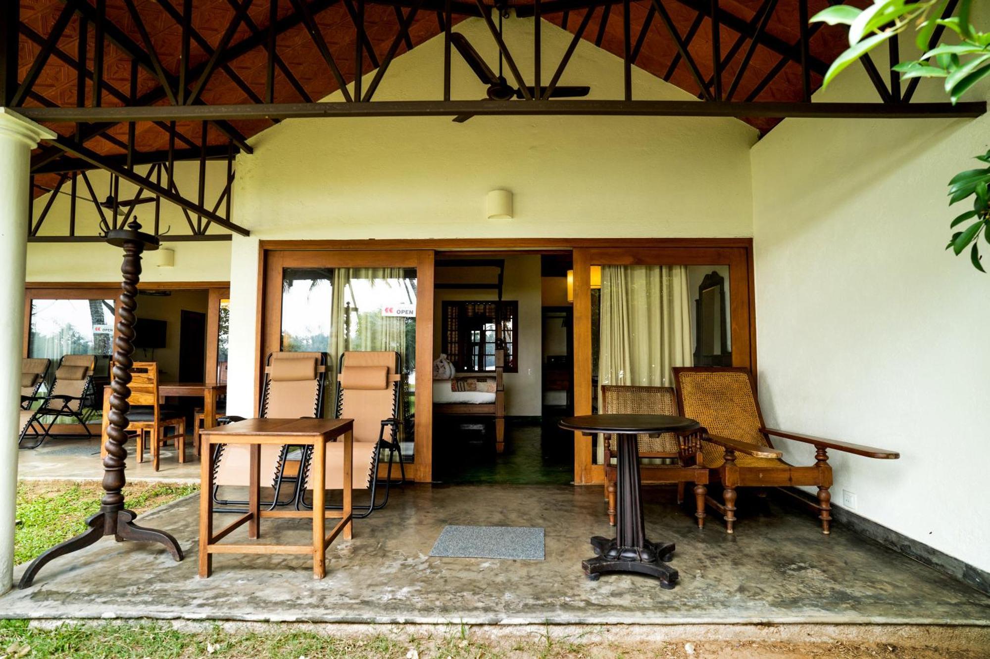 Cranganor History Cafe & Riverside Chateau North Paravur Eksteriør billede