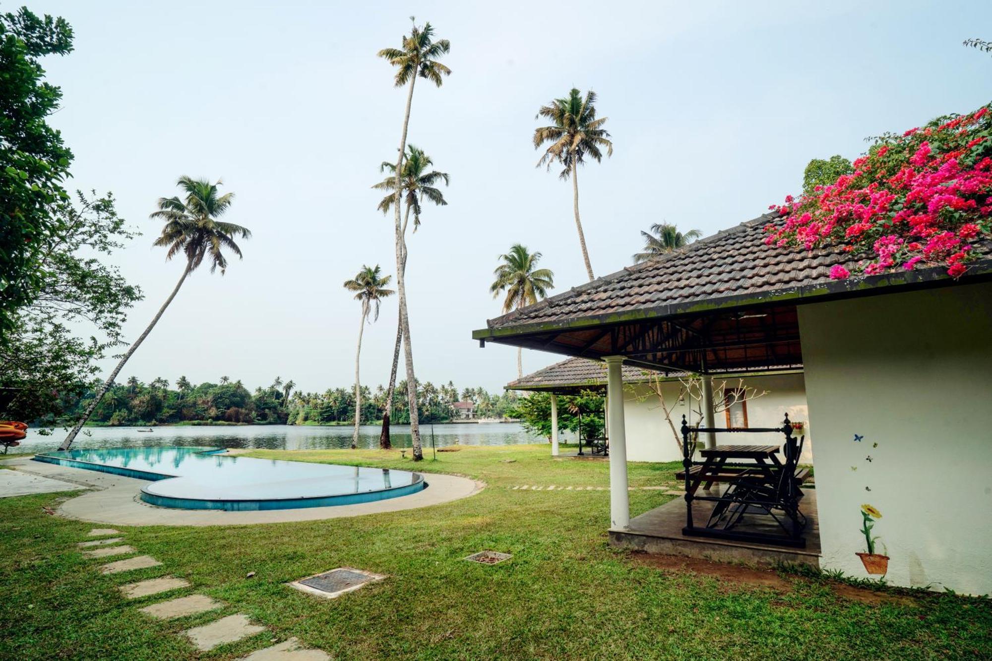 Cranganor History Cafe & Riverside Chateau North Paravur Eksteriør billede