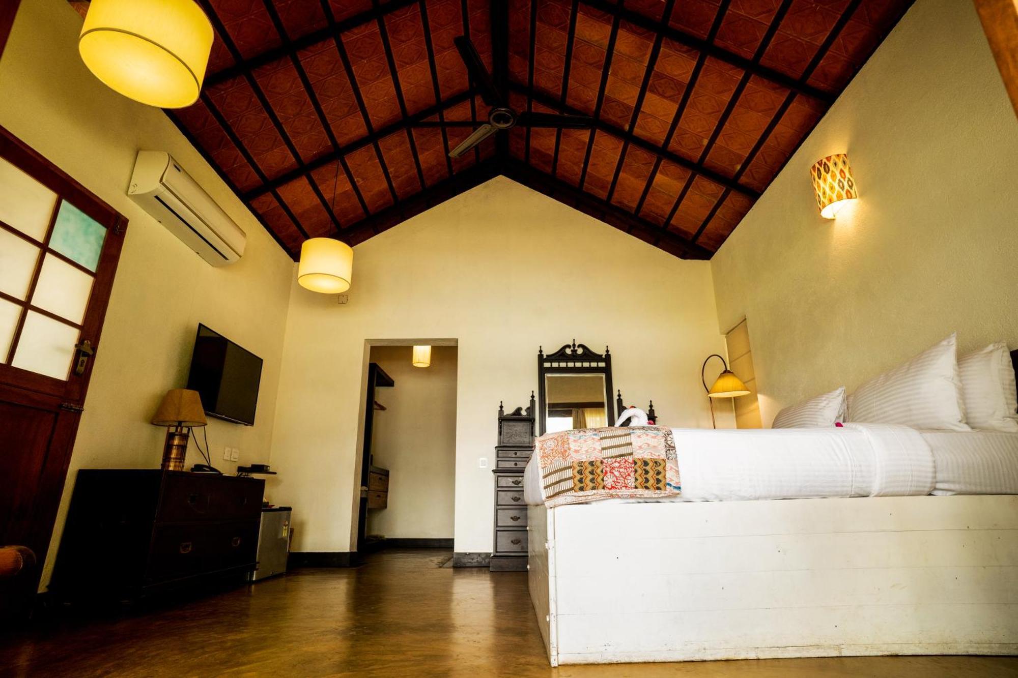 Cranganor History Cafe & Riverside Chateau North Paravur Eksteriør billede