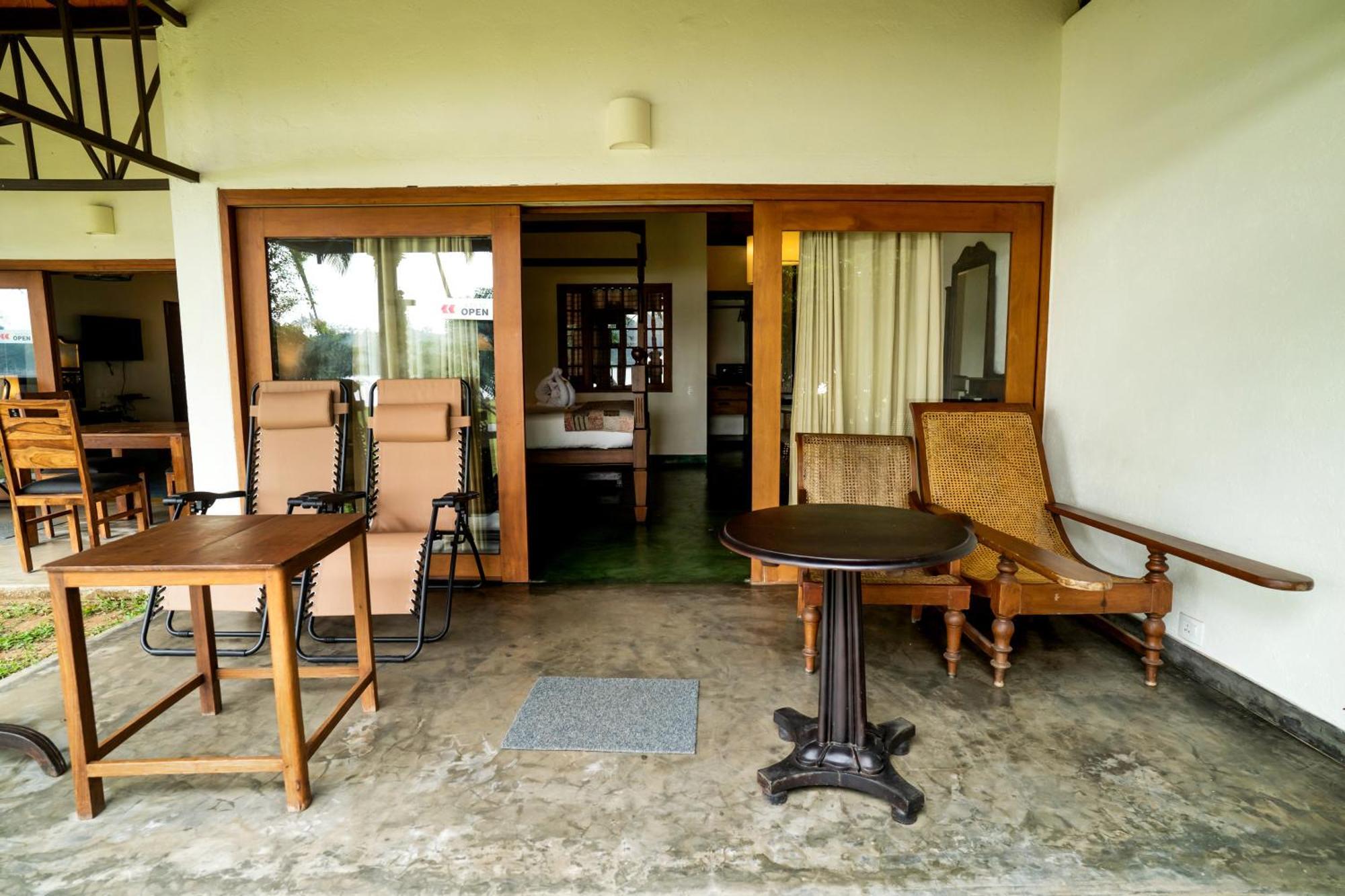 Cranganor History Cafe & Riverside Chateau North Paravur Eksteriør billede