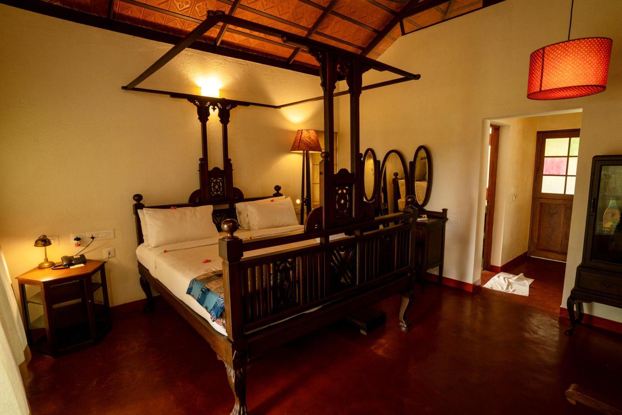 Cranganor History Cafe & Riverside Chateau North Paravur Eksteriør billede